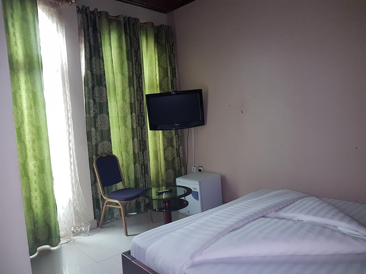 Goma Hotel La Benediction מראה חיצוני תמונה